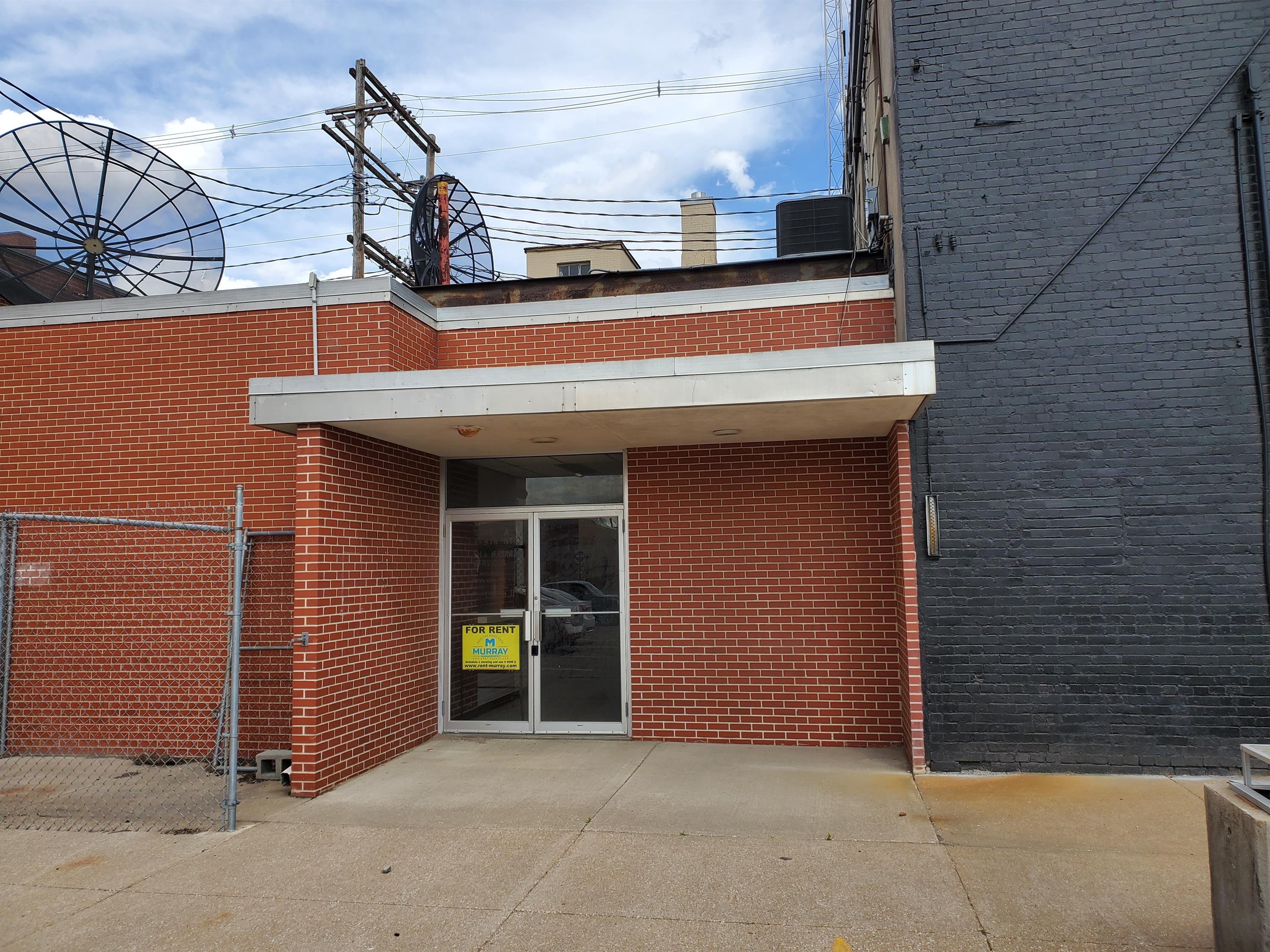 118-124 E 5th St - 540 N Park