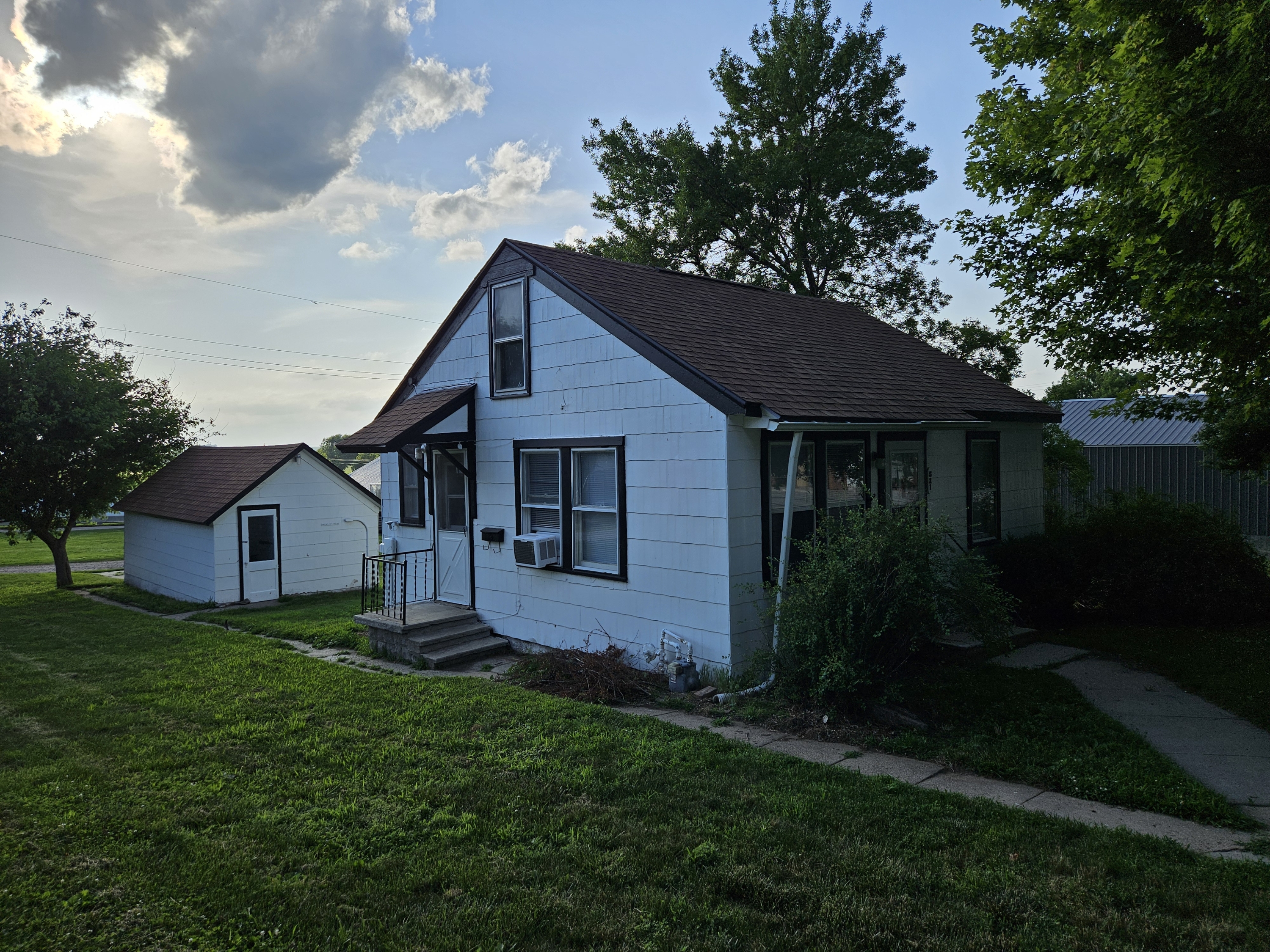 Property thumbnail image