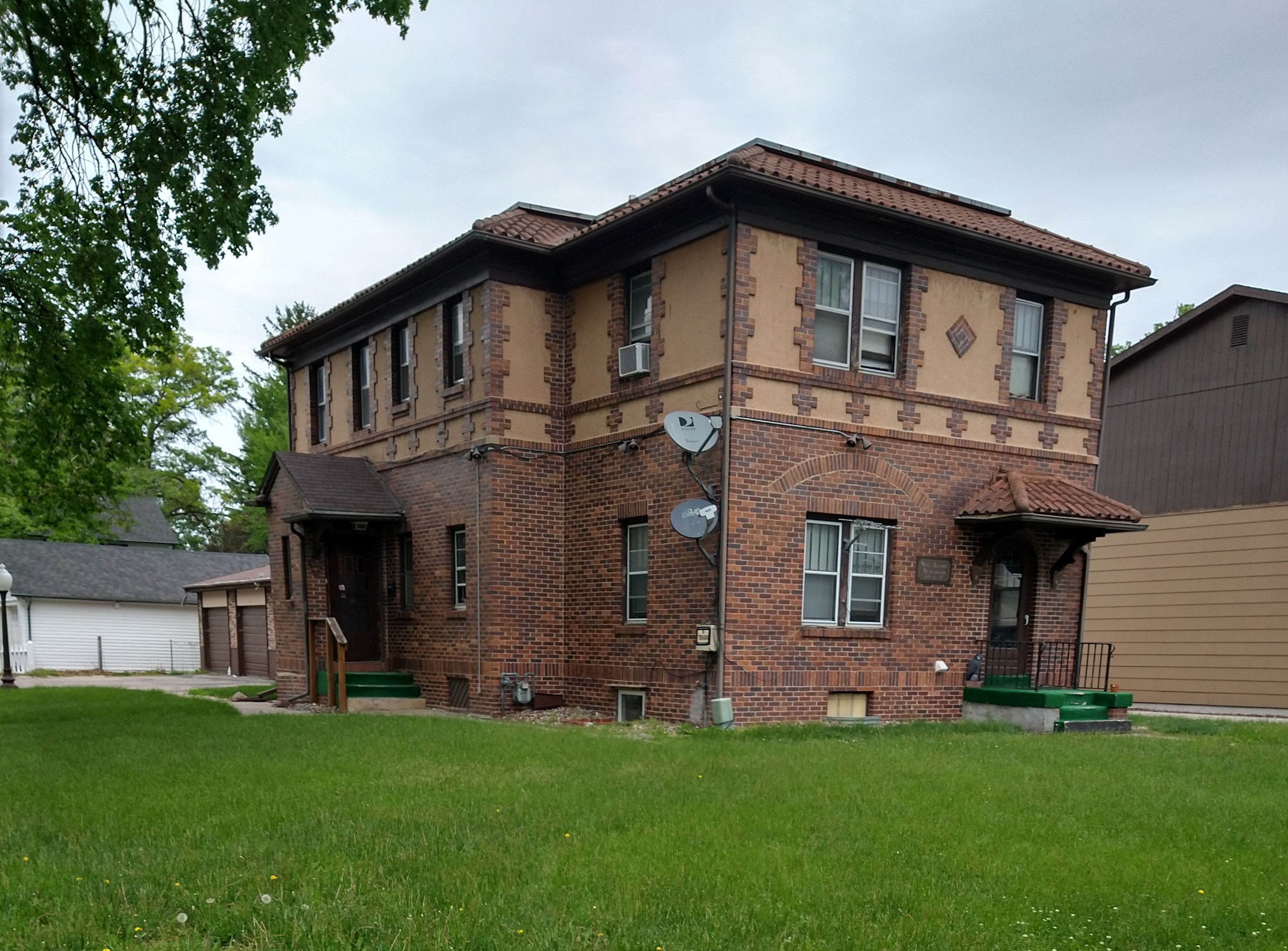 Property thumbnail image
